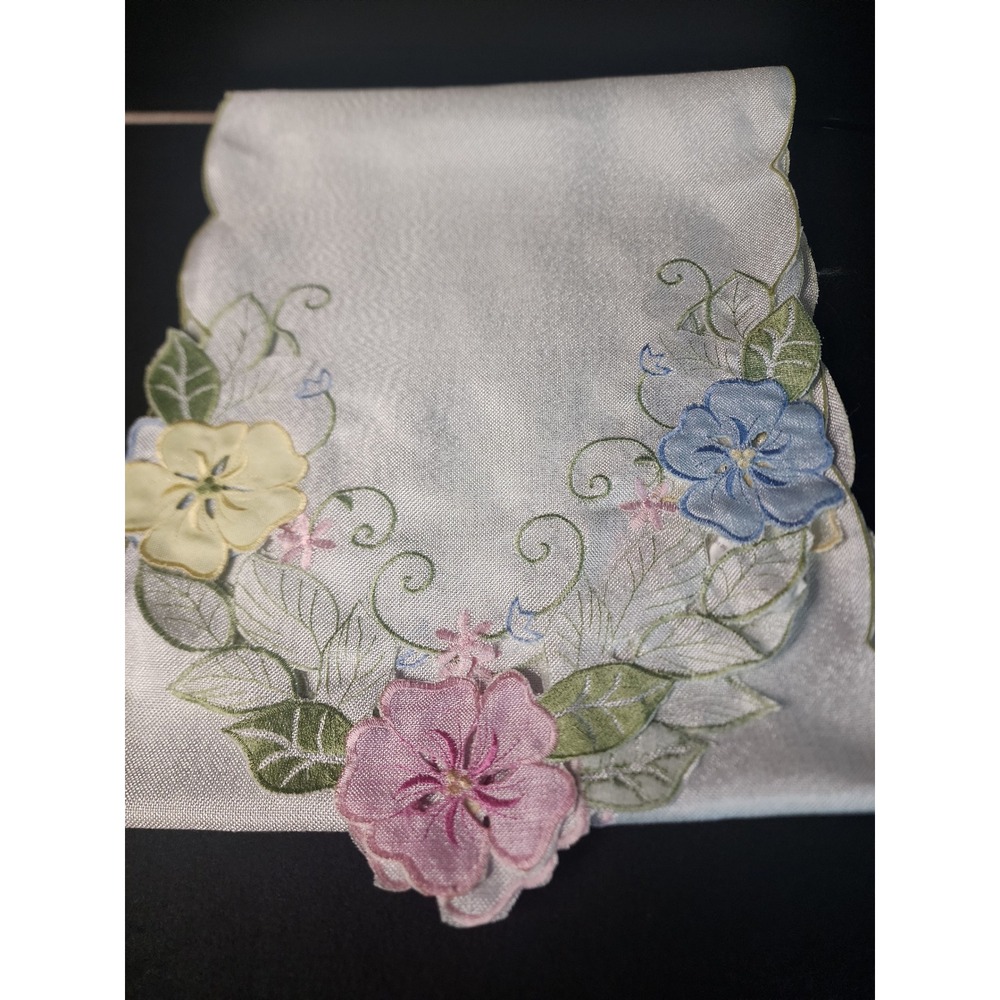 Vintage Style Floral Embroidered Table Runner White Cutwork 72 x 14 RN 29360